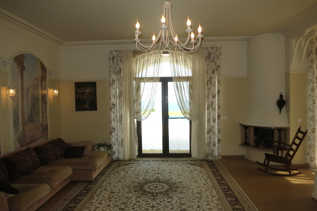 Private Villa First Line With Sea View In Blacksearama Golf Балчик Екстериор снимка