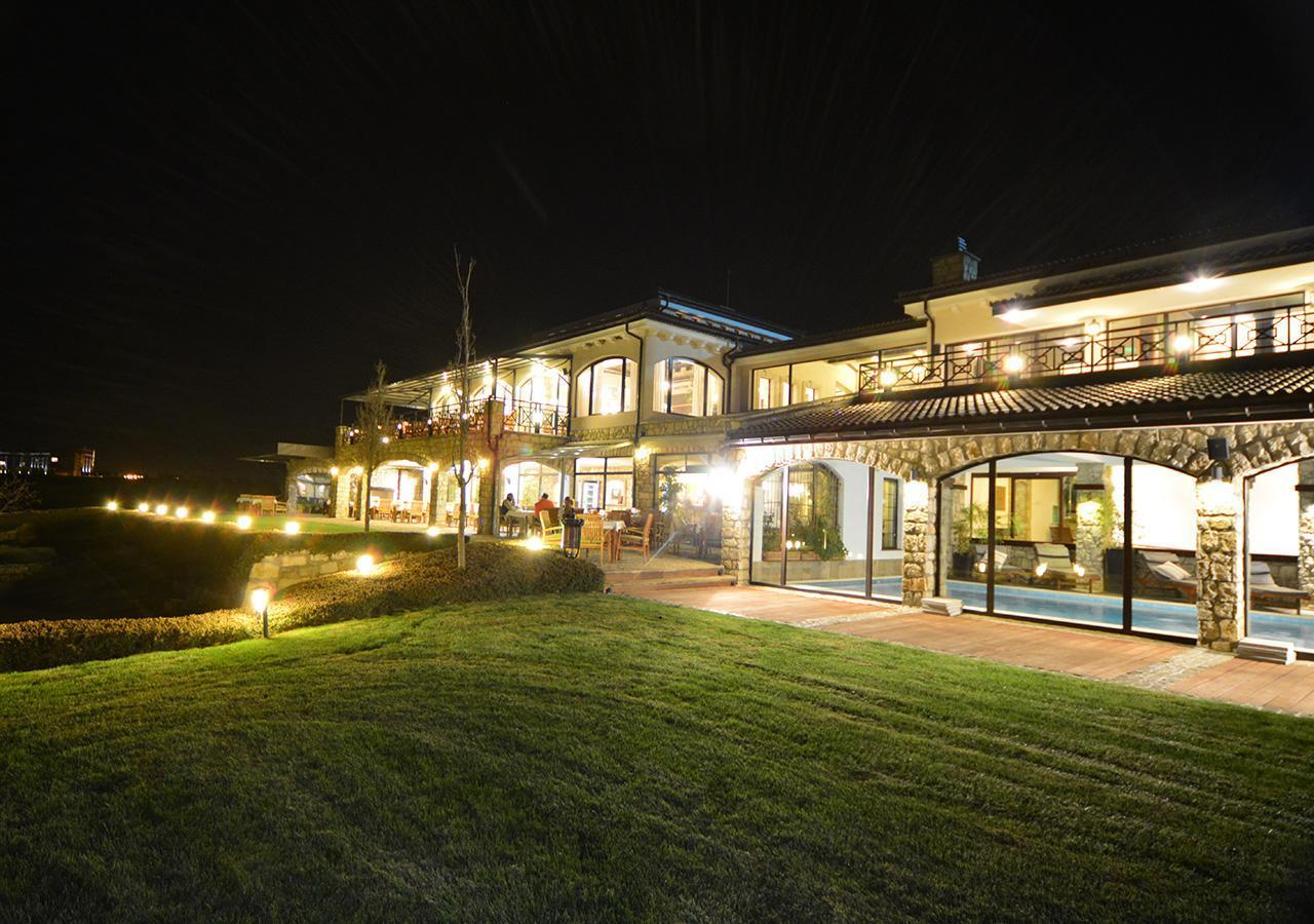 Private Villa First Line With Sea View In Blacksearama Golf Балчик Екстериор снимка